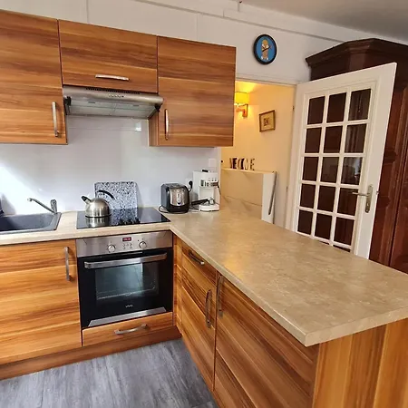 Apartment Lumineux A - 2eme Etage, Tout Inclus, Parking Gratuit - Fr-1-584-316